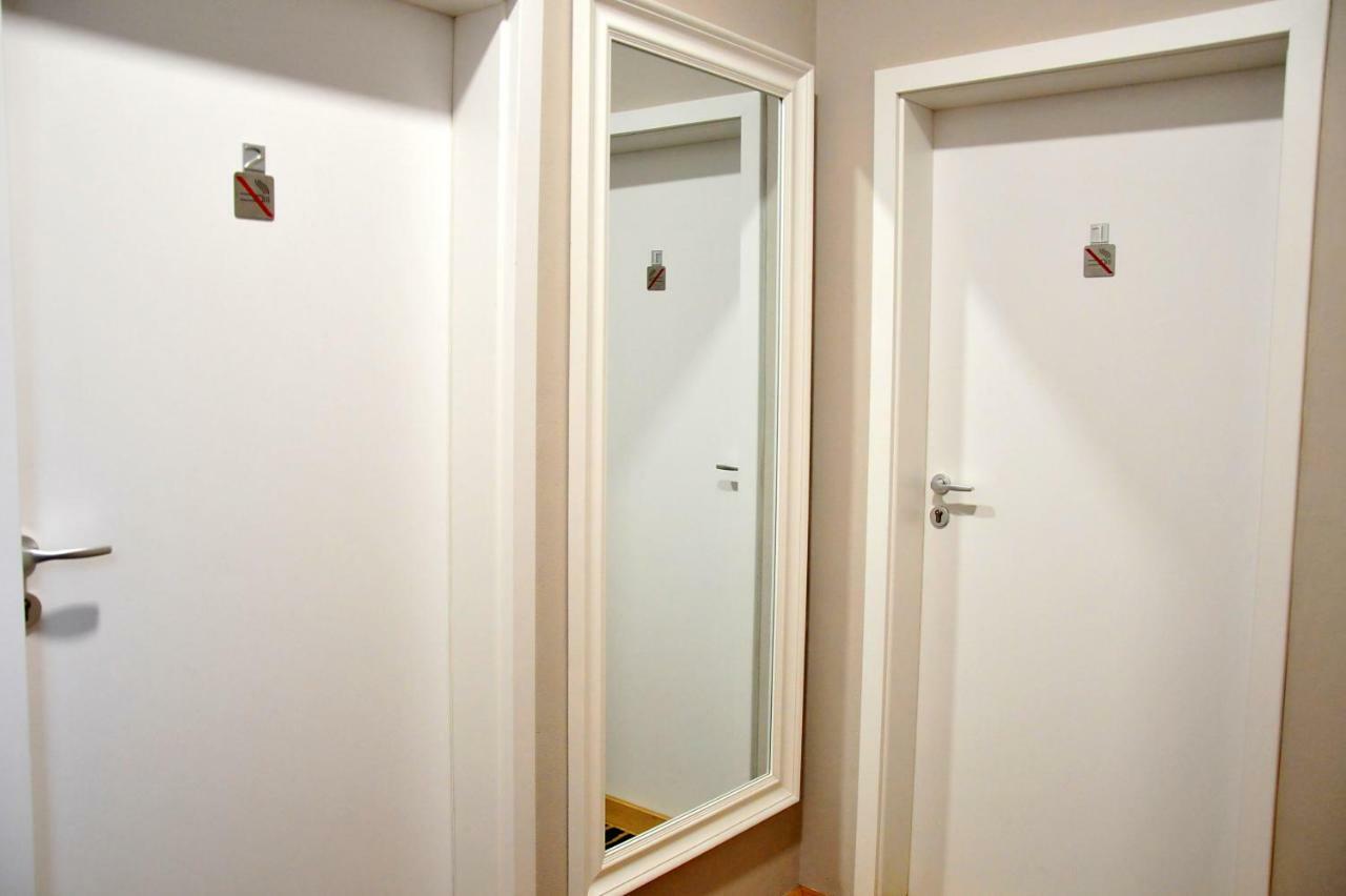 Ronis Apartments Σίμπιου Εξωτερικό φωτογραφία