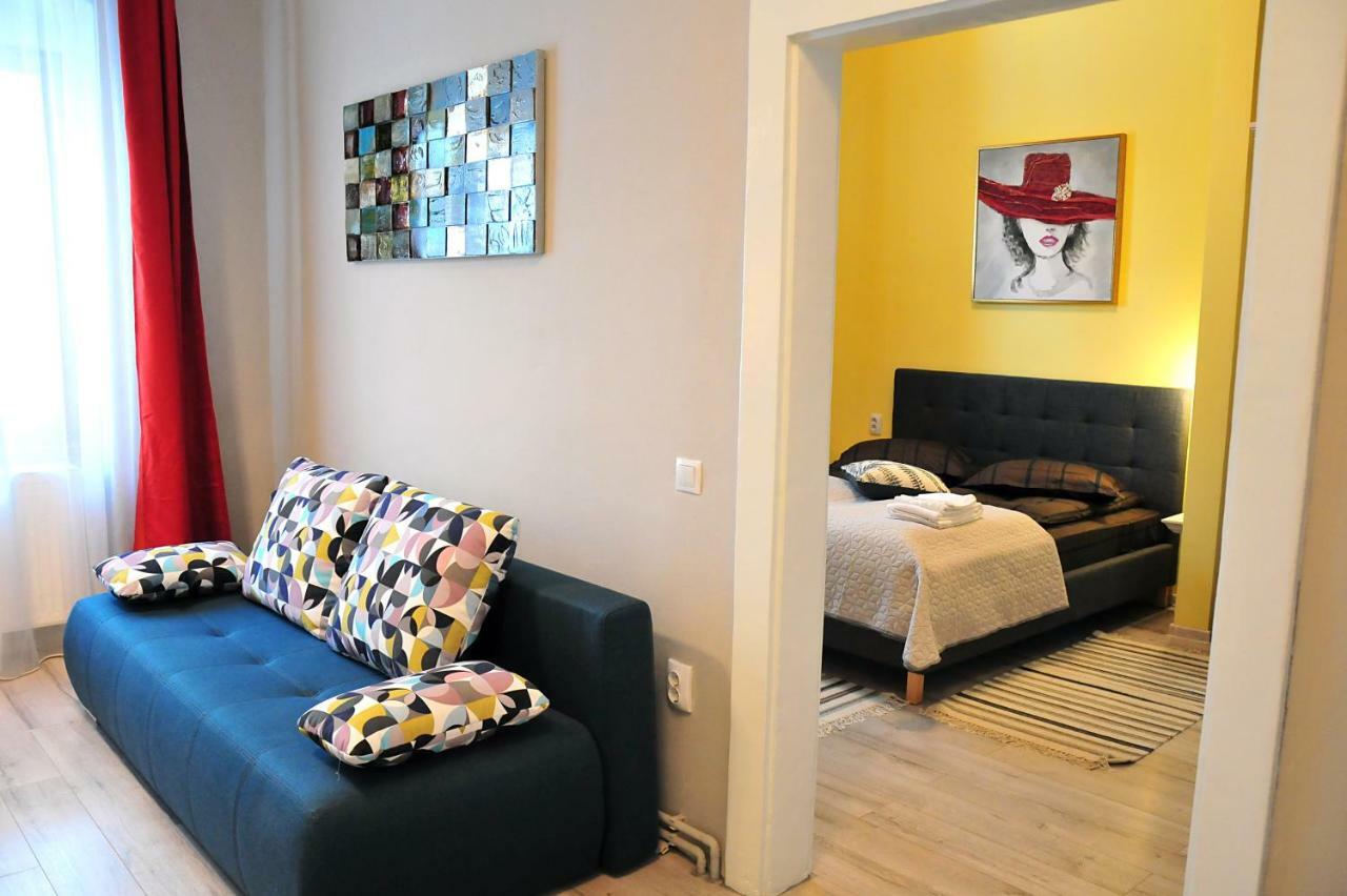 Ronis Apartments Σίμπιου Εξωτερικό φωτογραφία